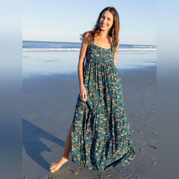NATURAL LIFE Dresses & Skirts - NATURAL LIFE Teal Floral Maxi Dress